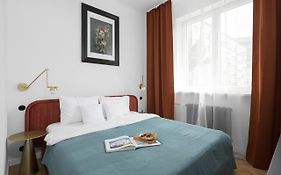 Oomph Warsaw Central Stylish Vintage Apartment